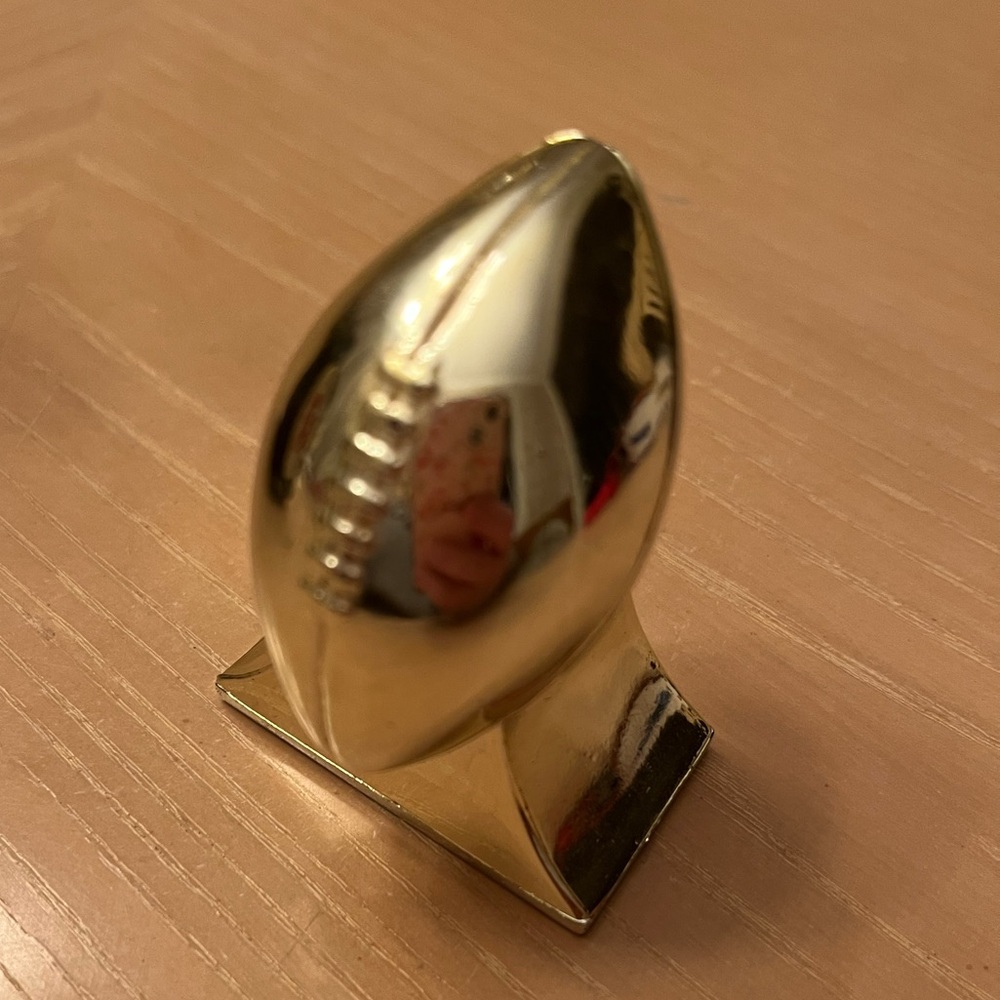 Vintage 1970s Avon NFL Kansas City Chiefs Decanter (EMPTY) - Picture 5 of 7